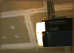 SOS Garage Doors Webster, TX 281-346-4192 - openers-sid-gr-02m